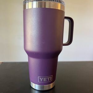 BRAND NEW YETI 35oz Rambler personalized w/ ALYSSA